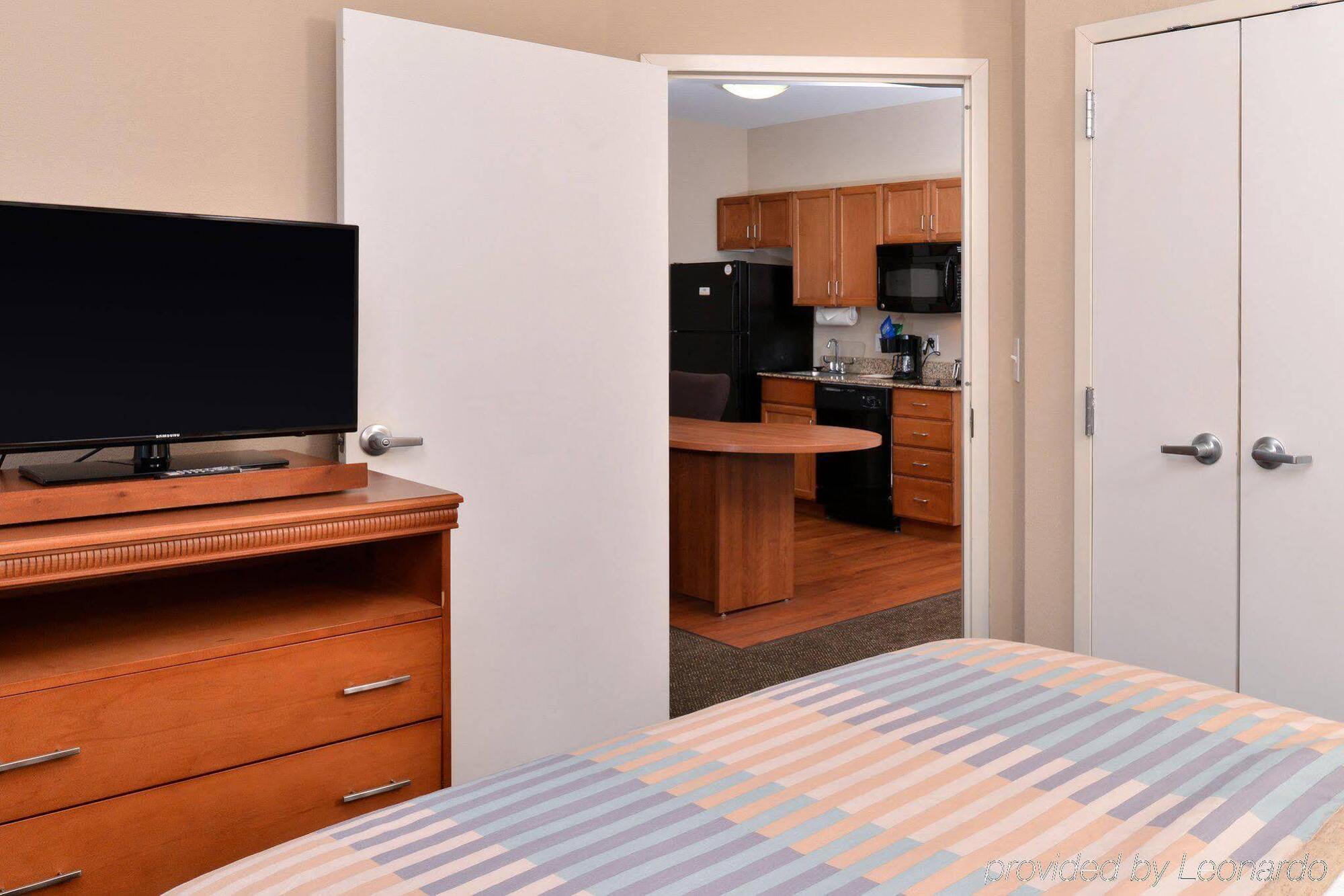 Candlewood Suites Richmond North-Glen Allen By Ihg Exterior photo