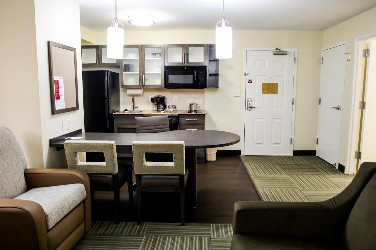 Candlewood Suites Richmond North-Glen Allen By Ihg Exterior photo