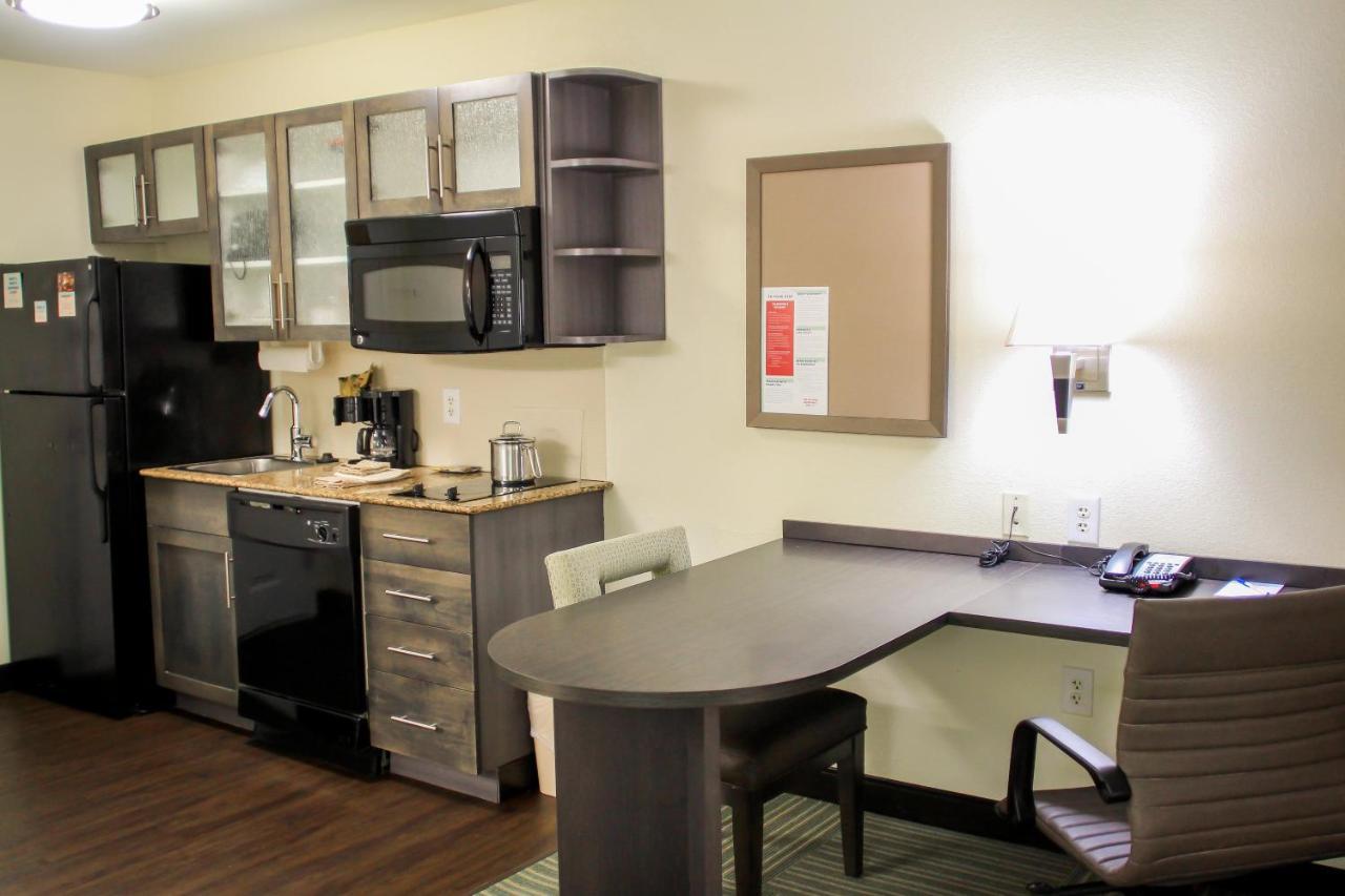 Candlewood Suites Richmond North-Glen Allen By Ihg Exterior photo